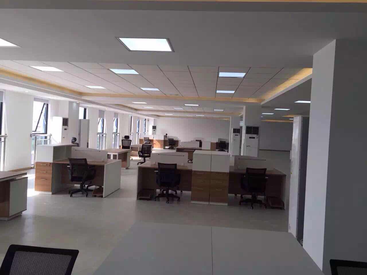 番禺店鋪裝修公司 番禺專業(yè)裝修公司【番禺裝修公司】市橋裝修公司 番禺商鋪裝修公司 番禺樓盤裝修公司 番禺專業(yè)裝修公司 番禺設(shè)計(jì)公司 番禺裝飾公司 番禺辦公室裝修公司 番禺公寓裝修公司